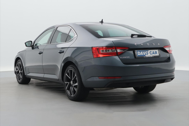 Škoda Superb 2,0 TDI DSG 4x4 CZ Style DPH