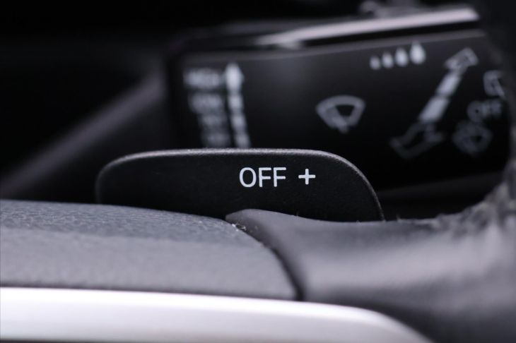 Volkswagen Caddy 2,0 TDI 90kW DSG Style DPH