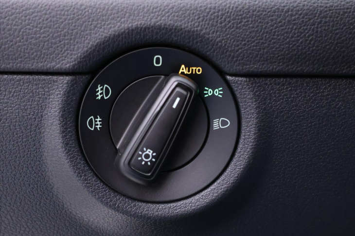 Škoda Octavia 2,0 TDI DSG 4x4 CZ Style DPH