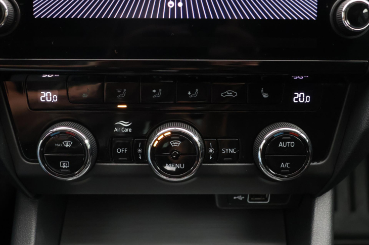 Škoda Octavia 1,5 TSI 110kW DSG Ambition