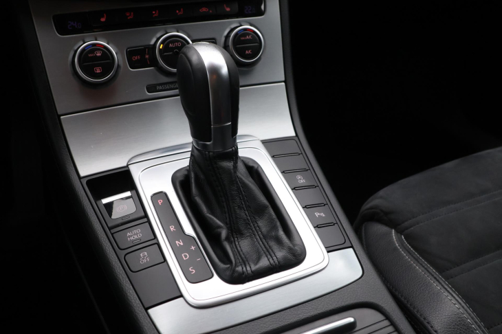 Volkswagen CC 2.0 TDI 103kW DSG Xenon CZ