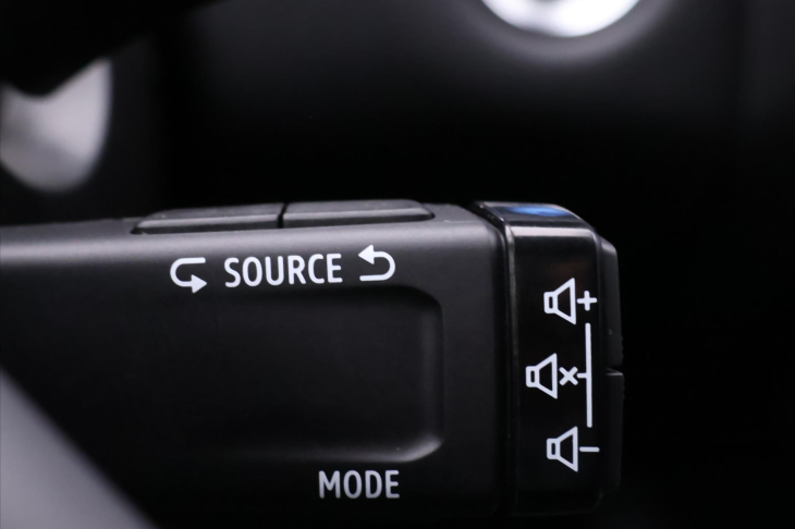 Renault Captur 1,6 68kW E-TECH Plug-in Hybrid CZ