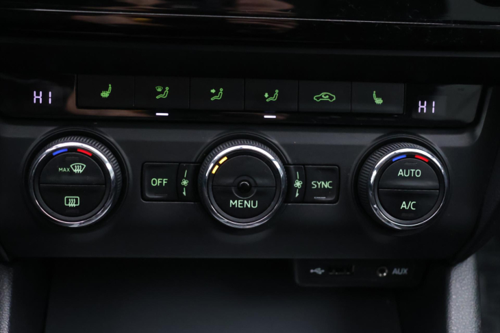 Škoda Octavia 1,6 TDI 85kW Style CZ