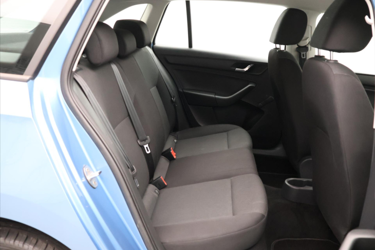 Škoda Rapid 1.2 TSI 66KW DSG Klima