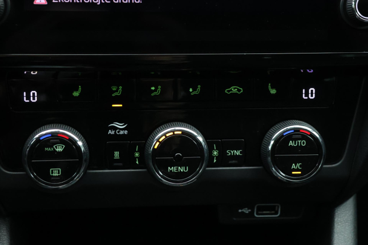 Škoda Octavia 2,0 TDI 110kW Style Webasto CZ