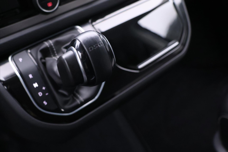 Volkswagen Multivan 2,0 TDI Generation Six 4motion