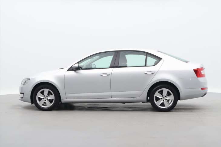Škoda Octavia 1,6 TDI 81kW Ambition CZ