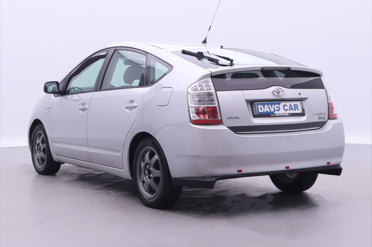 Toyota Prius 1,5 57kW Klima Hybrid Nová baterie