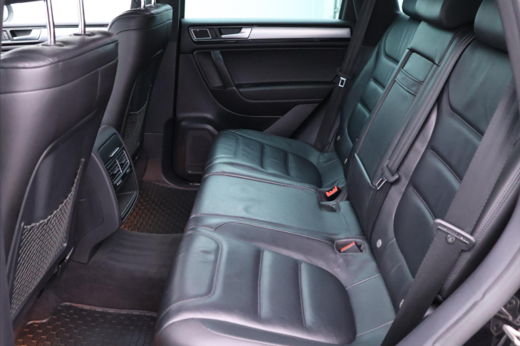 Volkswagen Touareg 3,0 TDI 193kW DSG R-line 4M