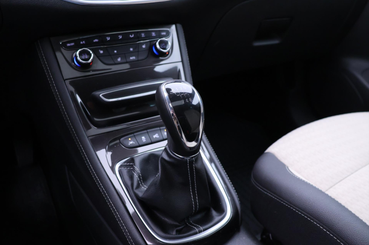 Opel Astra 1,6 CDTi 81kW CZ Sports Tourer