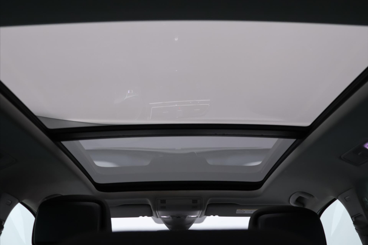 Volkswagen Tiguan 1,4 TSI DSG R-line matrix virtual