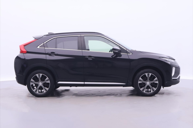 Mitsubishi Eclipse Cross 1,5 T-MIVEC 120kW Aut. Kůže