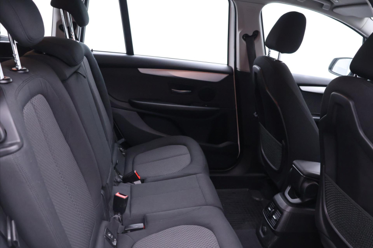 BMW Řada 2 2,0 218D 110kW DPH