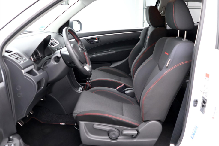 Suzuki Swift 1,6 VVT 100kW Sport Aut.klima