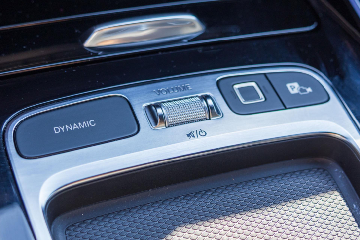 Mercedes-Benz GLA 2,0 200d 4MATIC AMG Premium