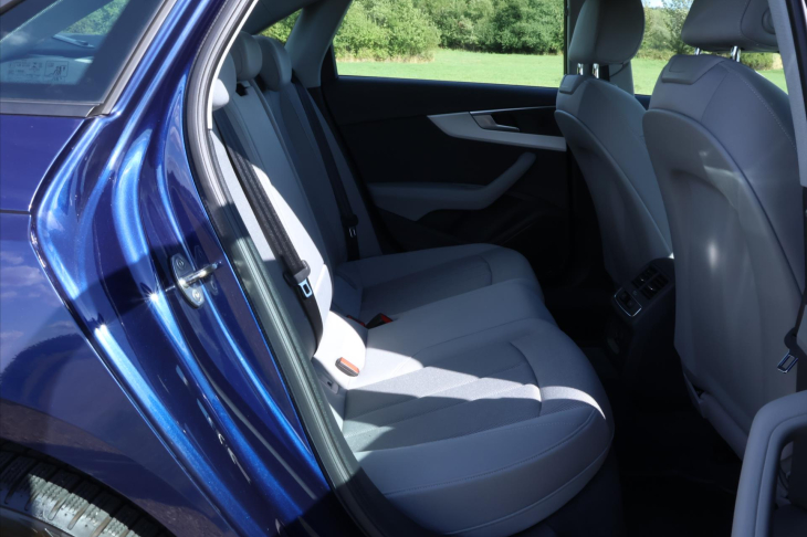 Audi A4 2,0 35 TDI CZ Advanced DPH