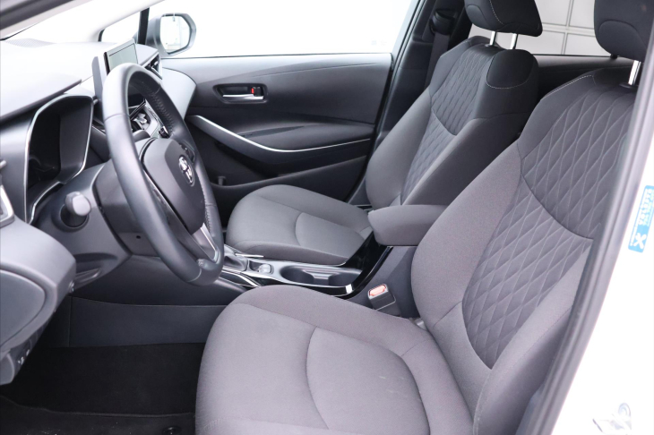 Toyota Corolla 1,5 VTi Aut. DPH CZ Comfort