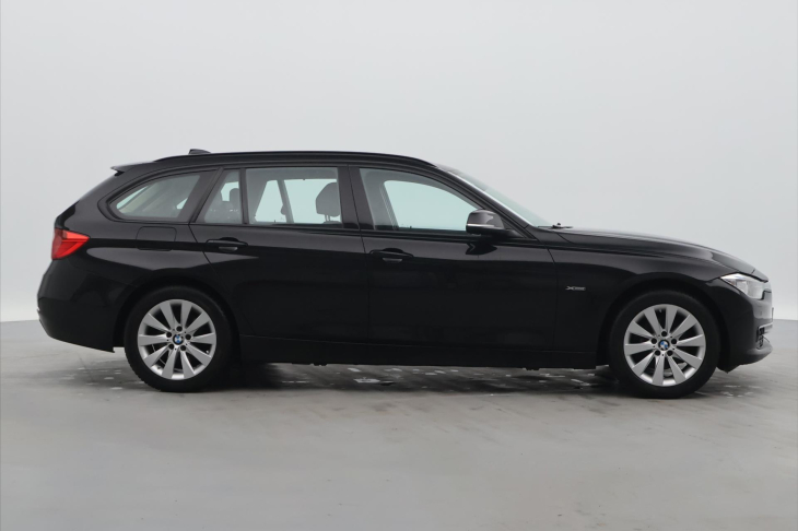 BMW Řada 3 2,0 318d xDrive Xenon Navi Kůže