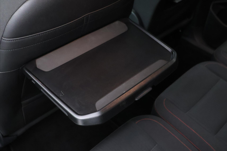 Volkswagen Touran 1.4 TSI 110kW DSG 7-Míst 1.Maj.