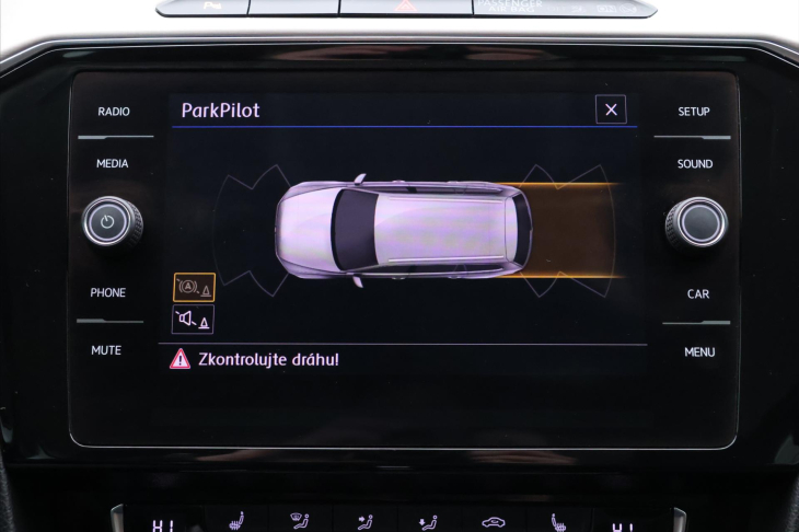 Volkswagen Passat 2,0 TDI DSG CZ Highline DPH