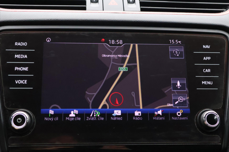 Škoda Octavia 2,0 TDI 135kW LED Navigace RS