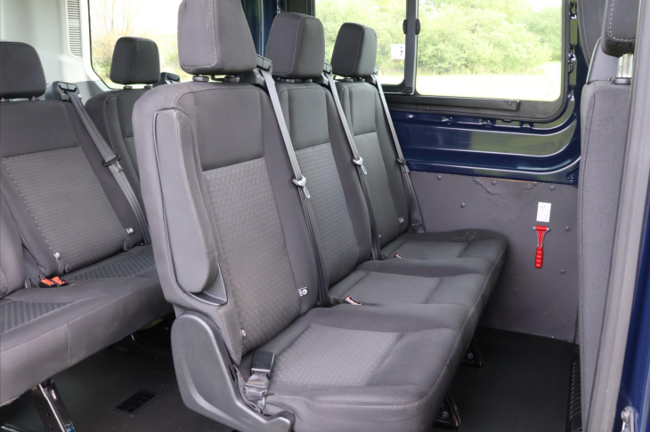 Ford Transit 2,0 EB 96kW L2 9-Míst CZ DPH