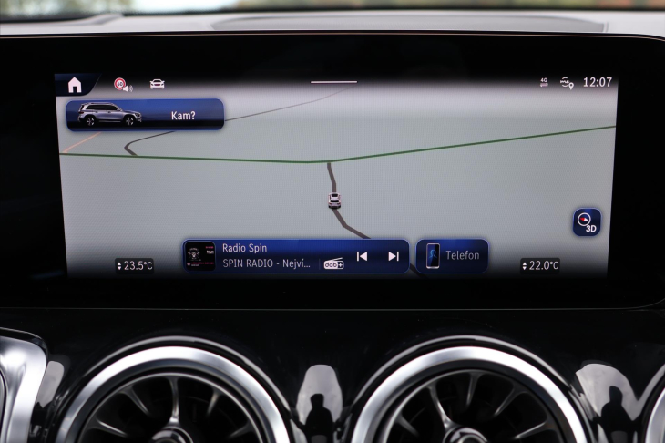 Mercedes-Benz GLB 2,0 220 4MATIC AMG Premium Plus