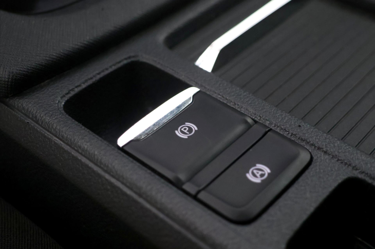 Škoda Octavia 2,0 TDI 85kW Ambition CZ DPH