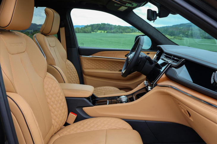 Jeep Grand Cherokee 2,0 4xe Summit Plug-In CZ DPH