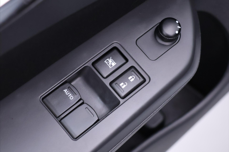 Suzuki Swift 1,2 VVT 66kW Klimatizace 1.Maj