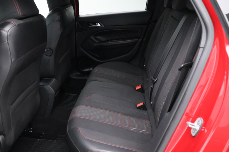 Peugeot 308 1,2 96kW GT-Line LED tažné Klima