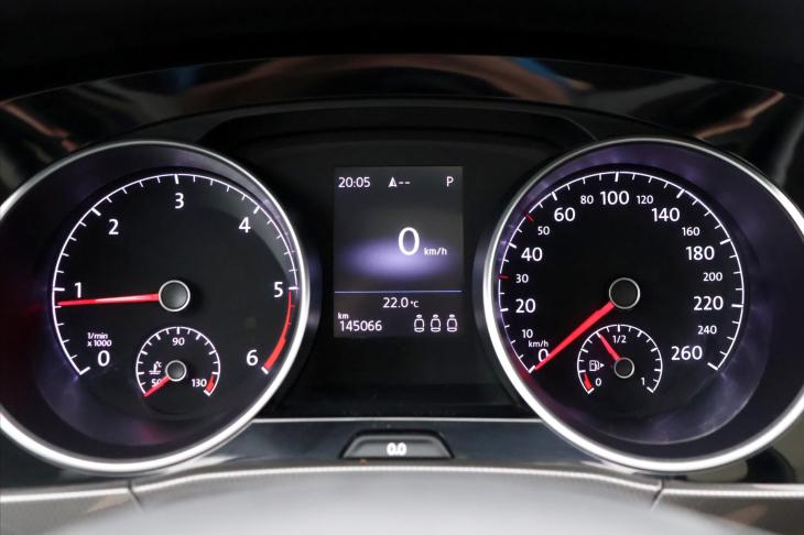 Volkswagen Touran 2,0 TDI 110kW Highline DSG