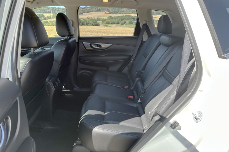 Nissan X-Trail 1,6 dCi 96kw 4WD Kůže Panorama