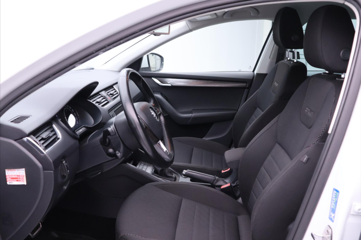 Škoda Octavia 2,0 TDI 135kW Scout DSG CZ 4x4