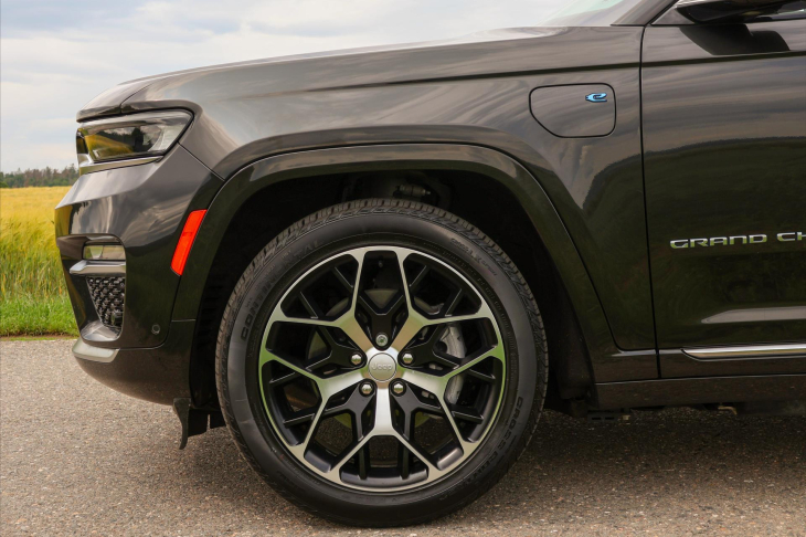 Jeep Grand Cherokee 2,0 4xe Summit Plug-In CZ DPH