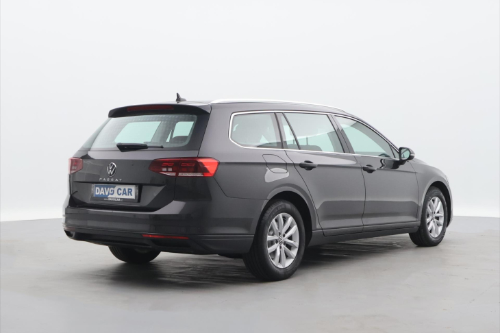 Volkswagen Passat 1,5 TSI 110 kW Business DPH CZ