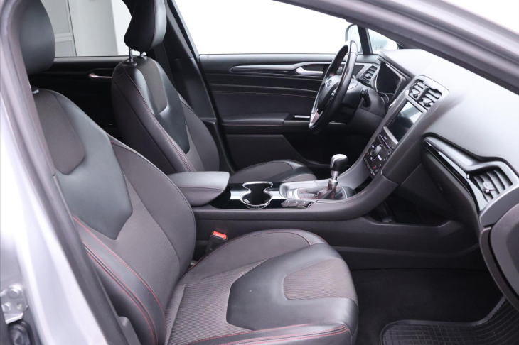 Ford Mondeo 2,0 TDCI 132kW ST LINE