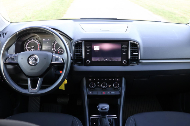 Škoda Karoq 1,5 TSI DSG Ambition LED CZ