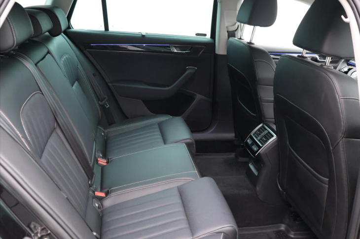 Škoda Superb 2,0 TDI 147kW 4x4 L&K DSG CZ DPH