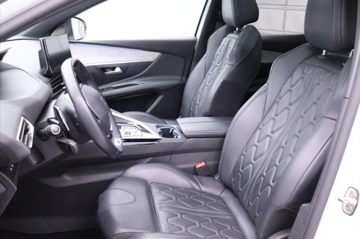 Peugeot 3008 1,6 PureTech 133kW Automat GT
