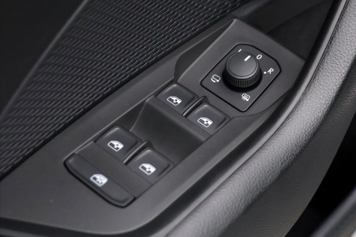 Škoda Octavia 2,0 TDI 110kW DSG Sportline DPH