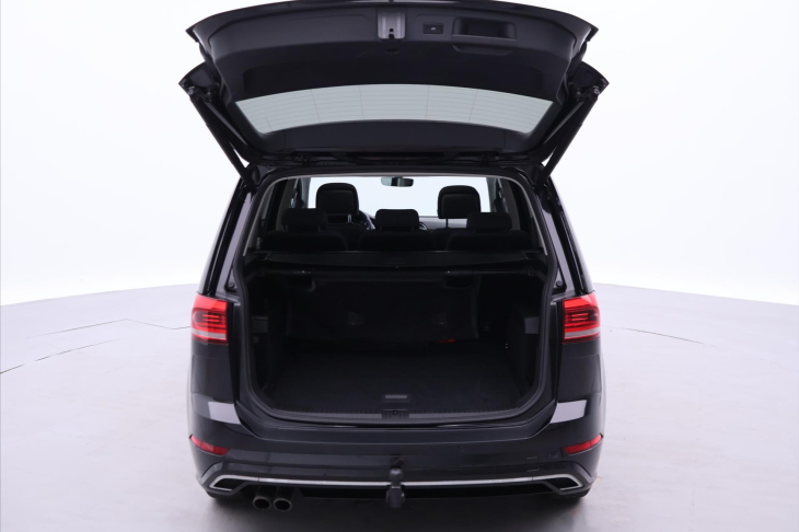 Volkswagen Touran 1,8 TSI DSG R-line LED Panorama