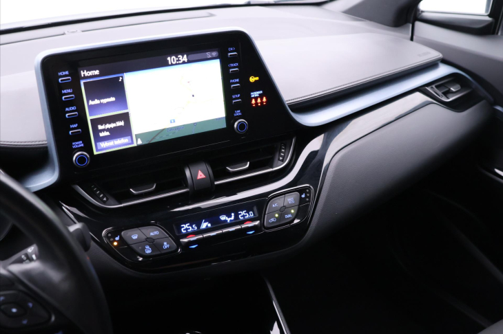 Toyota C-HR 2,0 E-CVT 112kW Executive