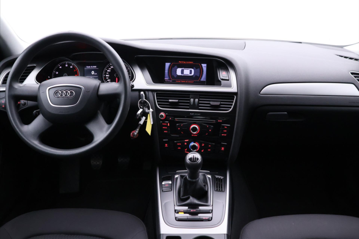 Audi A4 1,8 TFSI 88kW bixenon STK