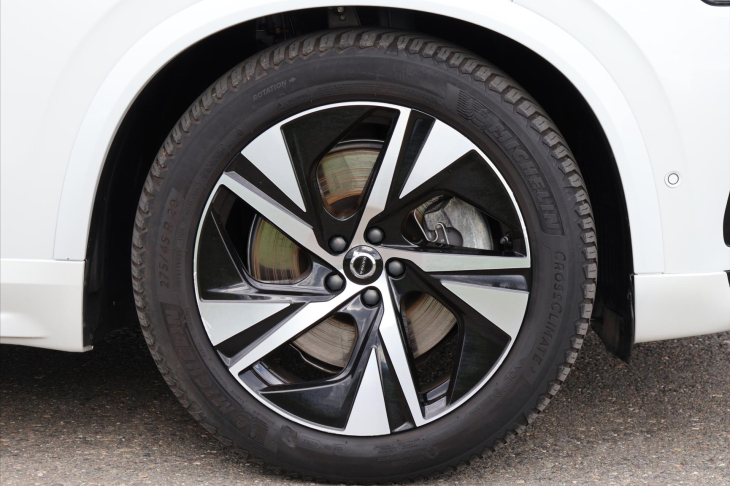 Volvo XC90 2,0 228kW T8 AWD Ultimate Bright