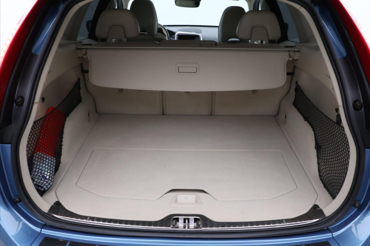 Volvo XC60 2,4 D5 169kW CZ Inscription
