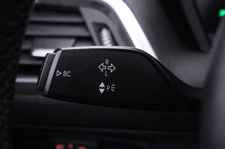 BMW Řada 1 1,5 118i 100kW Klimatizace