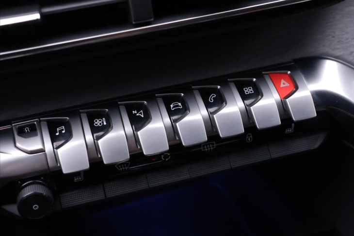 Peugeot 3008 2,0 HDI 130 kW CZ Kůže GT