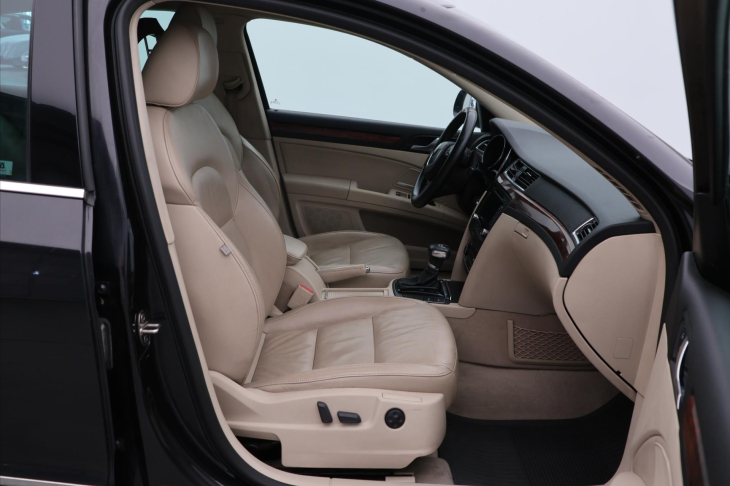Škoda Superb 3,6 FSI 191kW Exclusive 1.Maj