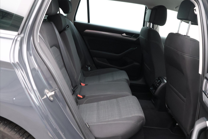 Volkswagen Passat 2,0 TDI 110kW Business Combi